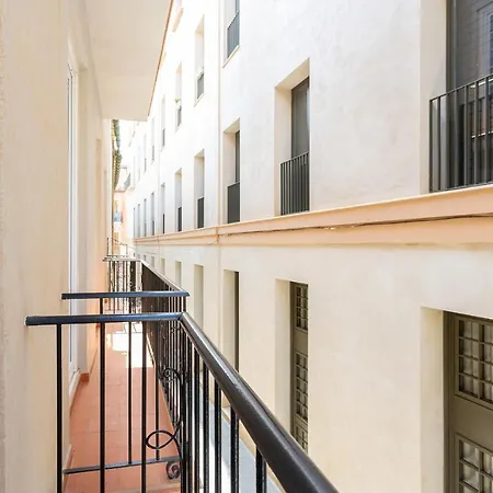 Beautiful Apartment In Malaga Exterior photo